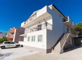 Apartmani Island