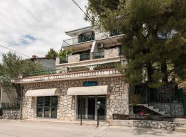 Apartments Azzurro, hôtel à Blace