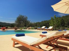 Casa Vilda, hotel cu piscine din Sant Mateu d’Albarca