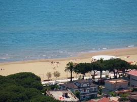 Domus, hotel en Terracina