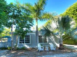 Seahorse Cottages - Adults Only, hotell i Sanibel