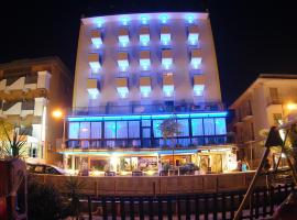 Hotel Continental, hótel í Bellaria-Igea Marina