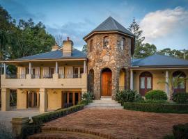 Victoria's At Ewingsdale, five-star hotel in Byron Bay