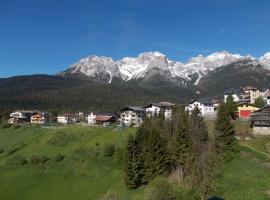 Balcone sulle Dolomiti, hotelli kohteessa Comèlico Superiore