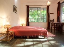The Annex, Isai Ambalam guest house, hotel di Auroville