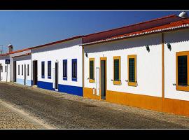 Casa Aldeia da Luz - Barragem do Alqueva，Luz的度假屋