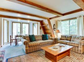 Ironwood Cabin โรงแรมในMount Hood Village