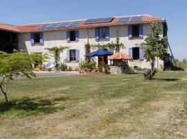 Gîte Périssé, помешкання для відпустки у місті Libaros