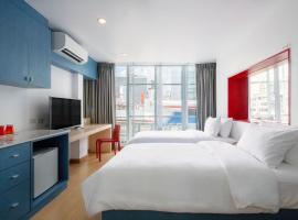 128 room and massage, serviced apartment in Bangkok