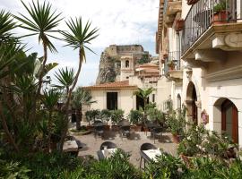 Hotel Palazzo Krataiis, hotell i Scilla