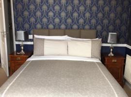 Albany Lodge: Portrush şehrinde bir otel