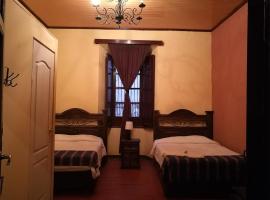 Hotel Casa Quetzaltenango: Quetzaltenango şehrinde bir otel