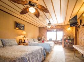 Utila Lodge, khách sạn ở Utila