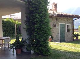 Il Gelsomino, hotel v destinaci Iseo
