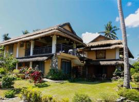 The Duyan House at Sinagtala Resort, hotel com estacionamento em Orani