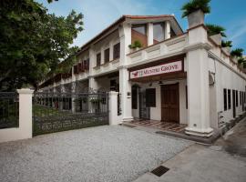 Muntri Grove, hotel i George Town
