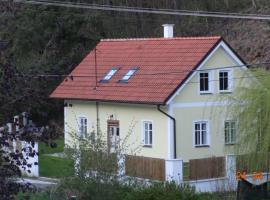 Chaloupka za potůčkem, seosko domaćinstvo u gradu Županovice