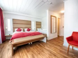 Hotel Senator