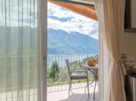 Loft Diva Lake view by Gardadomusmea