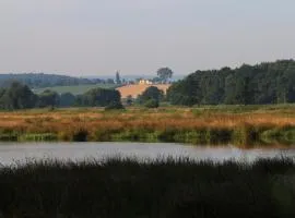 Landsitz Kapellenhöhe, Hotel Garni