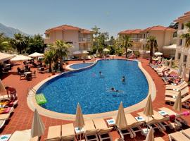 더 블루 라군 디럭스 호텔