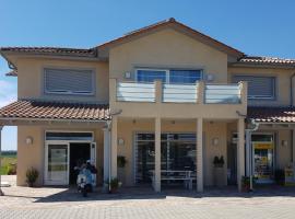 Ferienwohnungen Durgut, pet-friendly hotel in Ringsheim