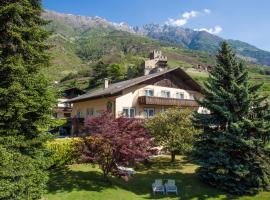 Hotel Weingarten, hotell i Naturno