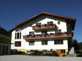 Haus Alpina, hotel a Berwang