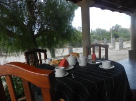 Los Colorados Hostal