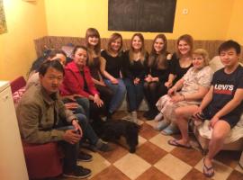 Comebackpackers, hotel v Budapešti