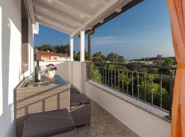 Apartments Hajl, хотел в Кърк