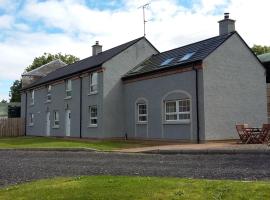 Templemoyle Farm Cottages, cheap hotel in Campsey