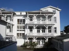 Ferienwohnung im Ostseebad Göhren in Strandnähe, Kurhaus Nordstrand,Nähe Binz und Sellin