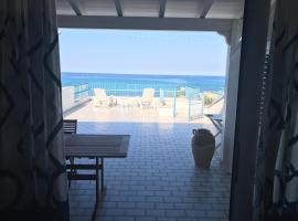 LungoMare Apartment, appartamento a San Foca