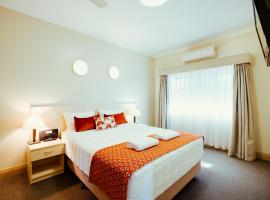 Club Motor Inn，Narrabri Airport - NAA附近的飯店