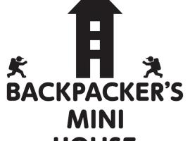 Backpacker's Mini House, hostel v Tokyu