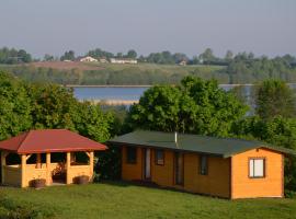 Domek nad jeziorem Gaładuś, hotel familiar en Sejny