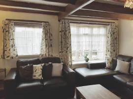 Oak Cottage: Burgh le Marsh şehrinde bir otel