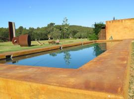 Hotel Fundació L'Olivar, B&B in Ventalló