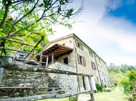 Il Frutteto Natura a Relax, hotel with parking in Stazzema
