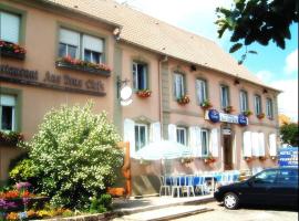 Aux Deux Clefs, hotel with parking in Petersbach