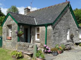 Trevenek Cottage, villa en Kilmartin