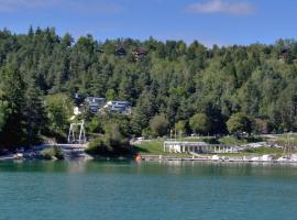 VVF Jura Lac de Vouglans, hôtel à Maisod près de : Lac de Vouglans