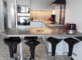 Les Cyclades, Hotel in Le Lavandou