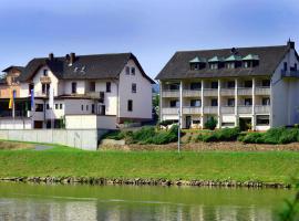 Hotel Straubs Schöne Aussicht, budgethotel i Klingenberg am Main