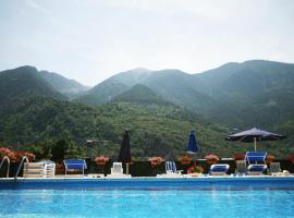 Hotel Pyrénées, hotel a Andorra la Vella