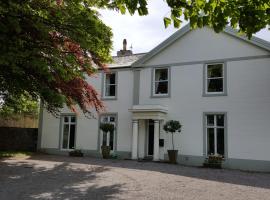 Croft Hill Guest House, beach hotel in Whitehaven