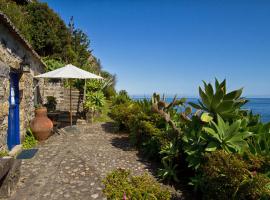 Casa de Pedra, sewaan penginapan tepi pantai di Ribeira Quente