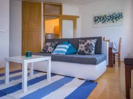 Blue Lake Apartment