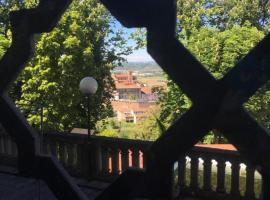 VILLA CONTE RICCARDI, hotel v destinaci Rocca D'Arazzo